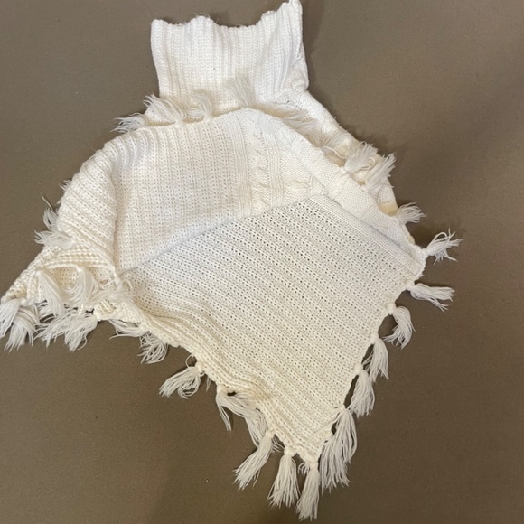 Shawl - Picture 4 of 4